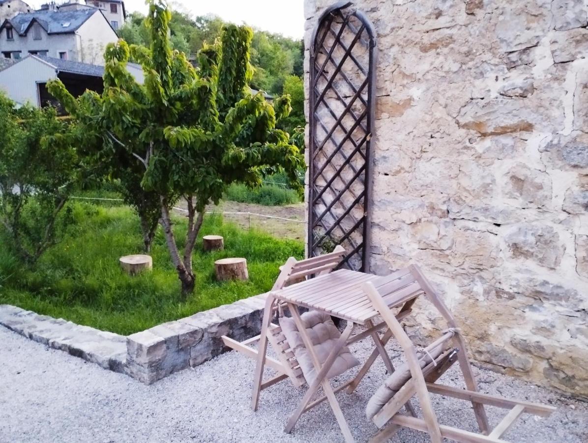 Chambres D'Hotes Le Moulin D'Auxillac La Canourgue Szoba fotó